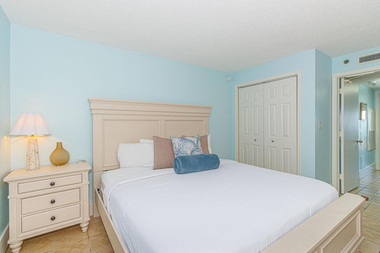 Beautiful Condo! Direct Oceanfront - 1 Bedroom, 1 Bath - Atlantica 200 Миртл-Бич Экстерьер фото
